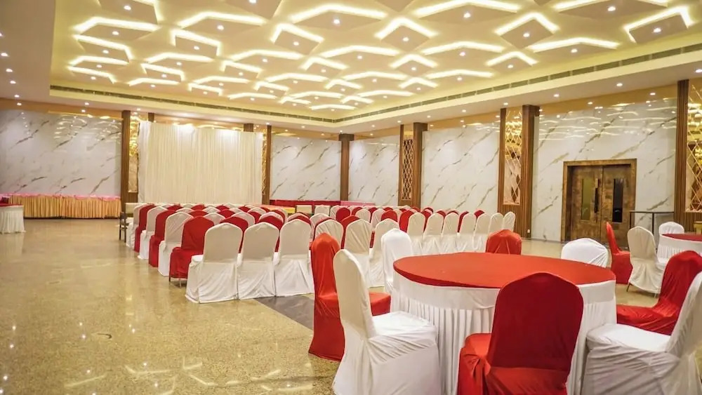 Bilaspur: Hotel Silver Oak