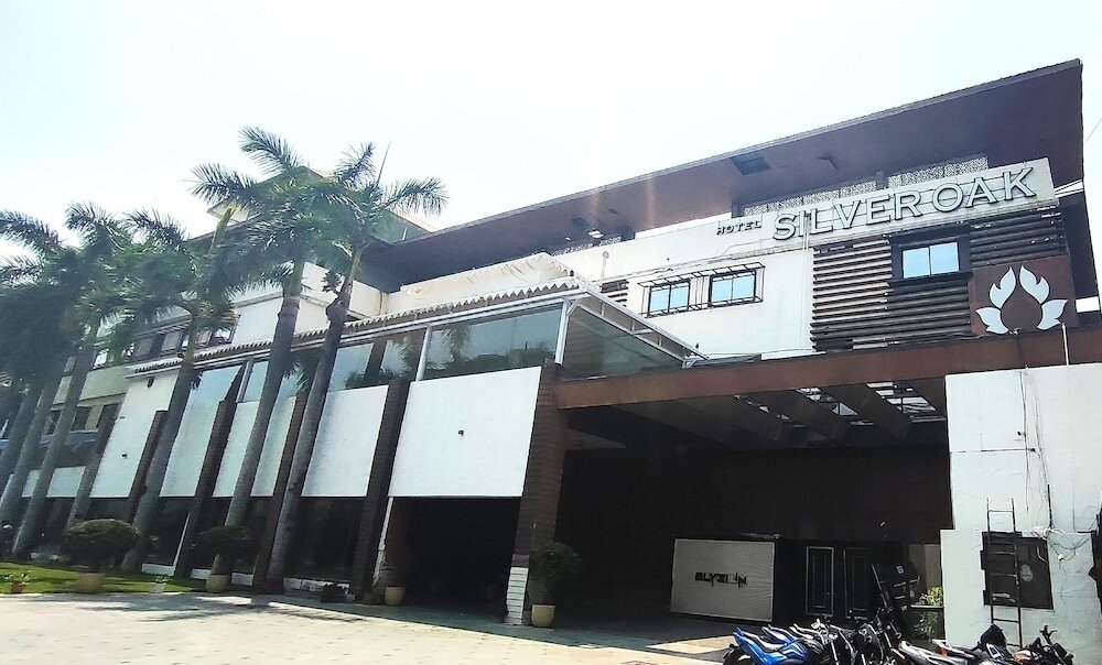 Bilaspur: Hotel Silver Oak