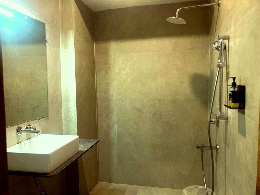 Bilaspur: Hotel Silver Oak