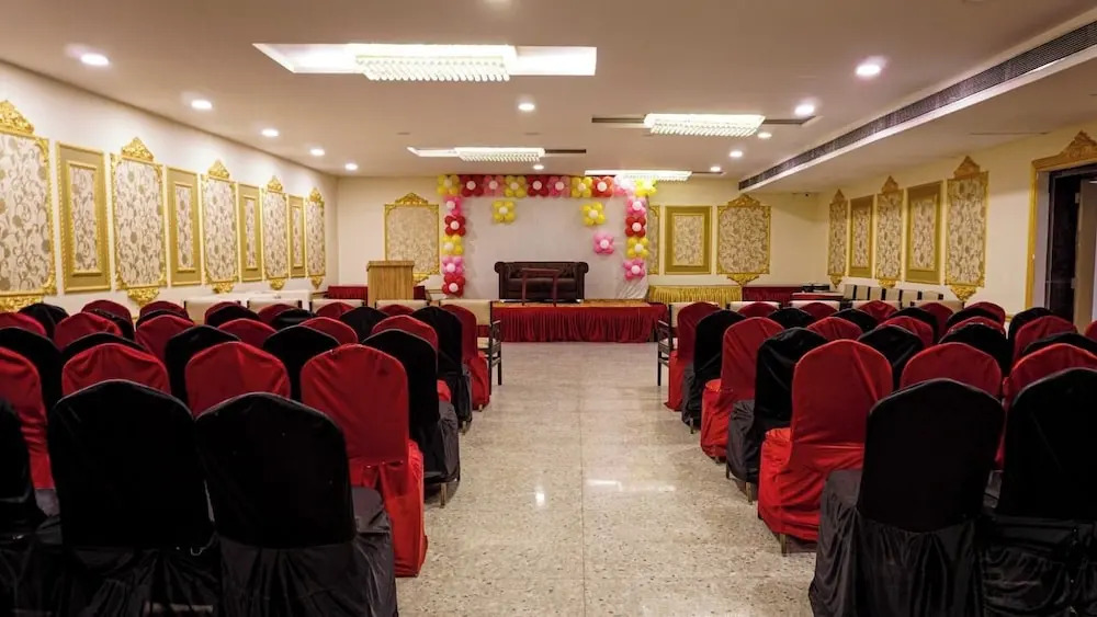 Bilaspur: Hotel Silver Oak