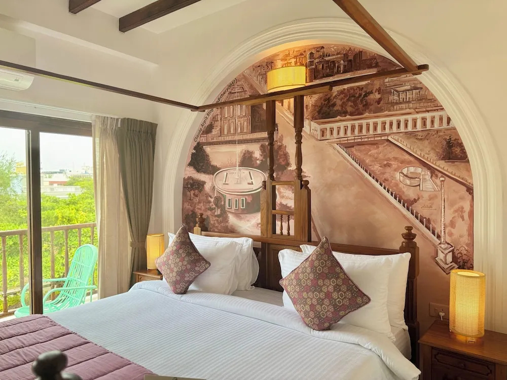 Пудучерри: La Plage SeaView Suites