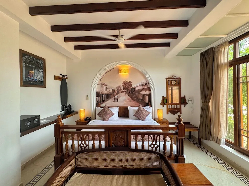 Пудучерри: La Plage SeaView Suites