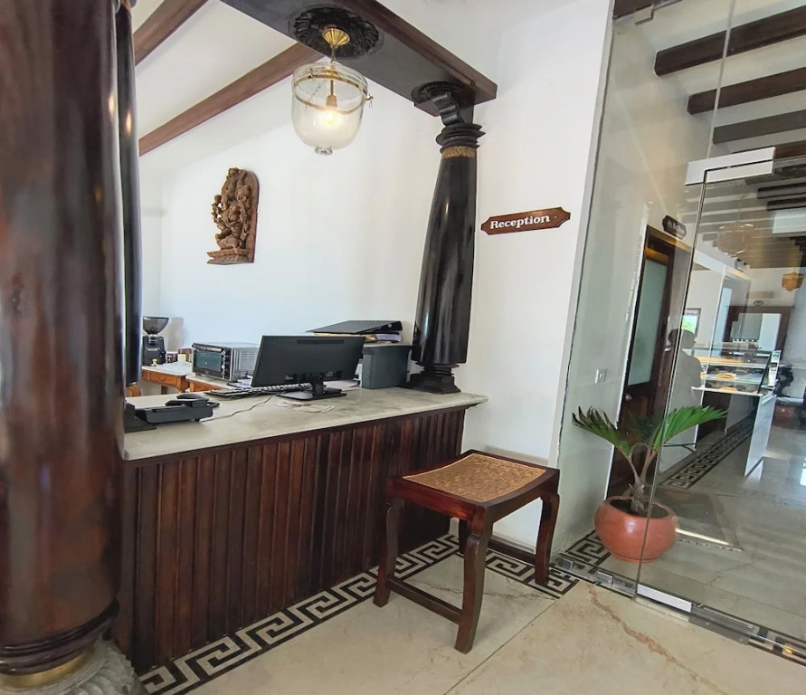 Пудучерри: La Plage SeaView Suites