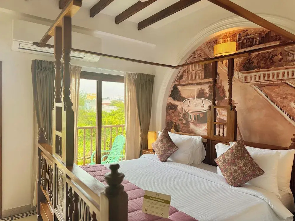 Пудучерри: La Plage SeaView Suites