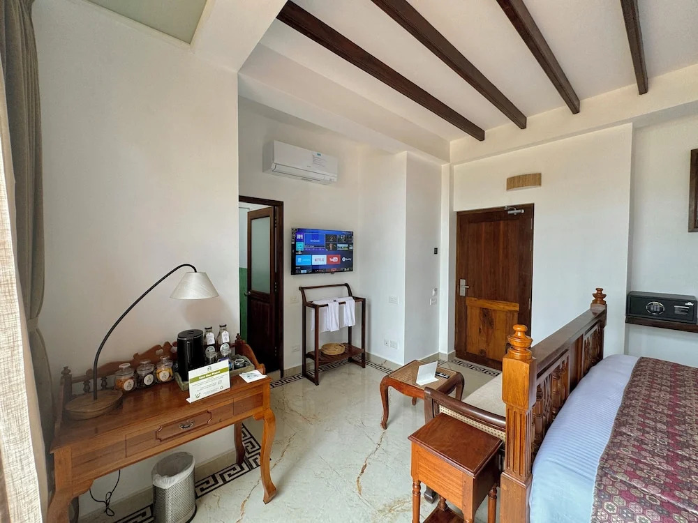 Пудучерри: La Plage SeaView Suites