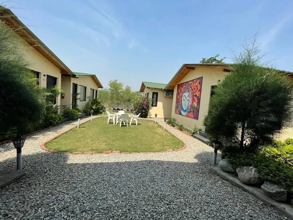 Наинитал: The Jungle Hideout Jim Corbett