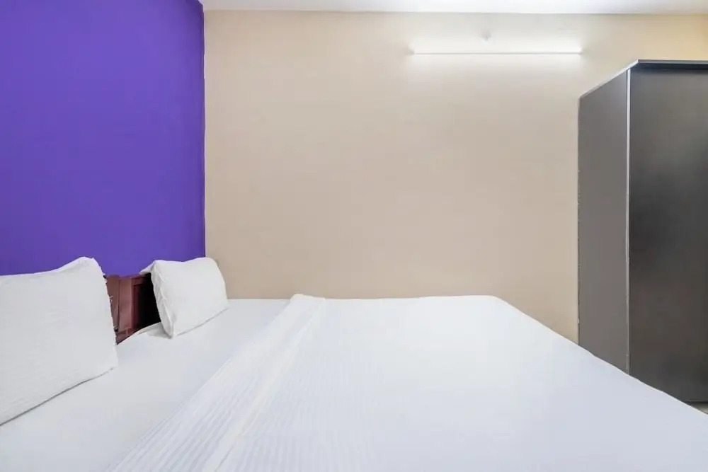 Хидерабад: iROOMZ Eco Avasya Residency