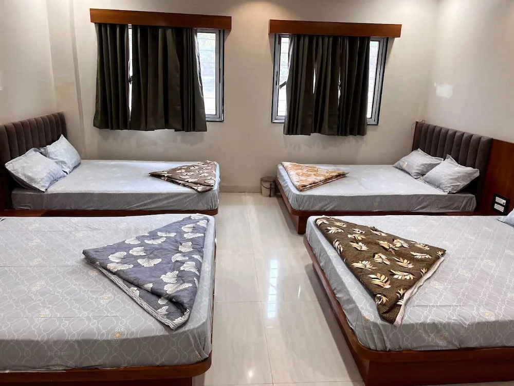 Омкарешвар: Purnima Hotel