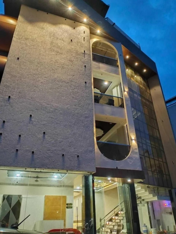 Омкарешвар: Purnima Hotel