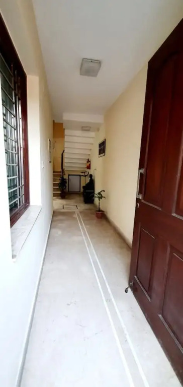 Нойда: Goroomgo Noida Royal Residency