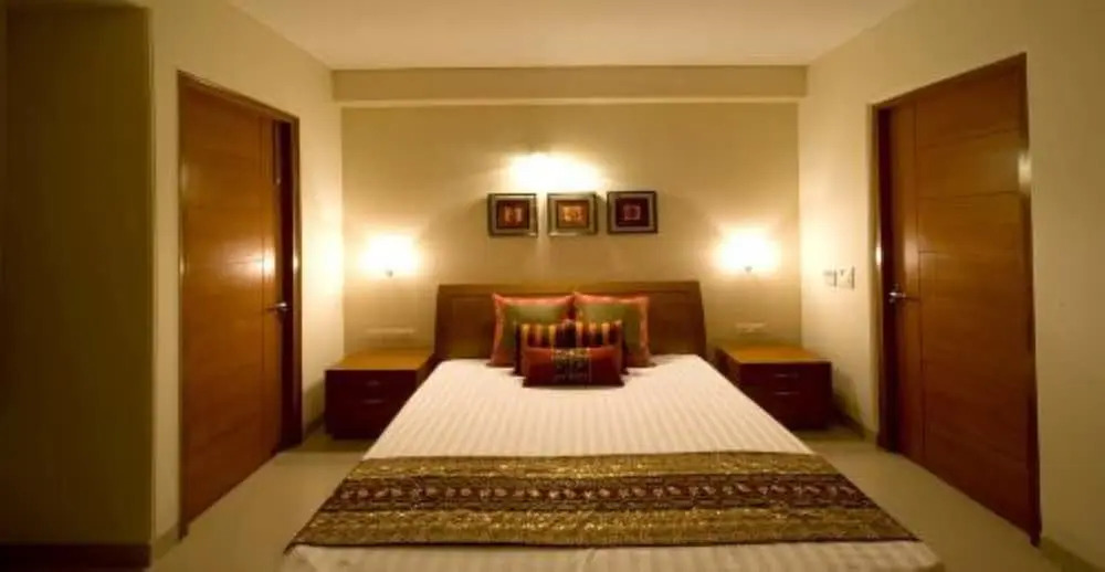 Нойда: Goroomgo Noida Royal Residency