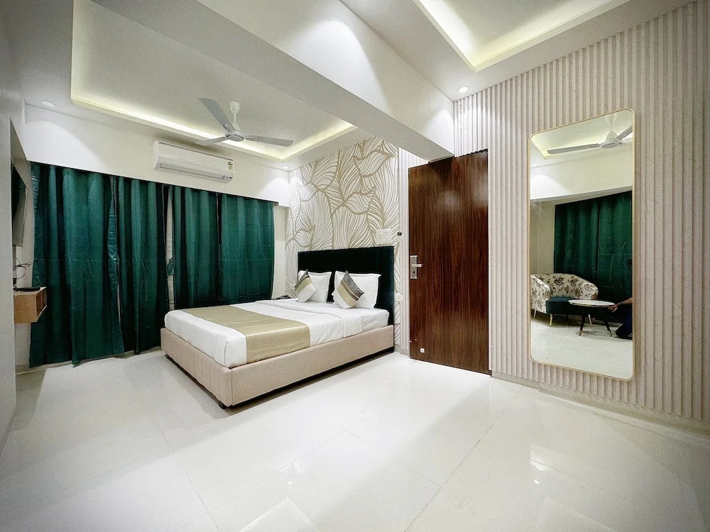Мумбаи: The Orion Premium Suites