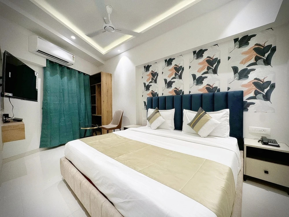 Мумбаи: The Orion Premium Suites