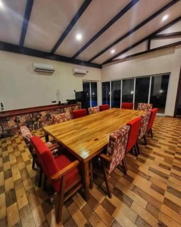 Хандала: Wandr Tryo Villa Karjat