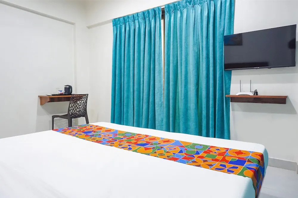 Пуна: Fabhotel Everest Inn