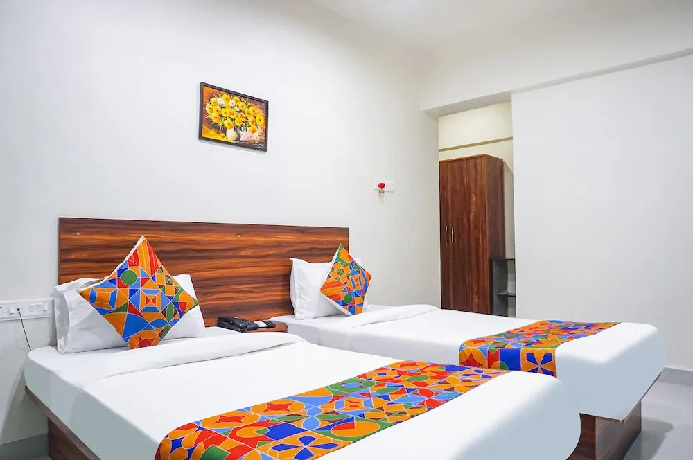 Пуна: Fabhotel Everest Inn