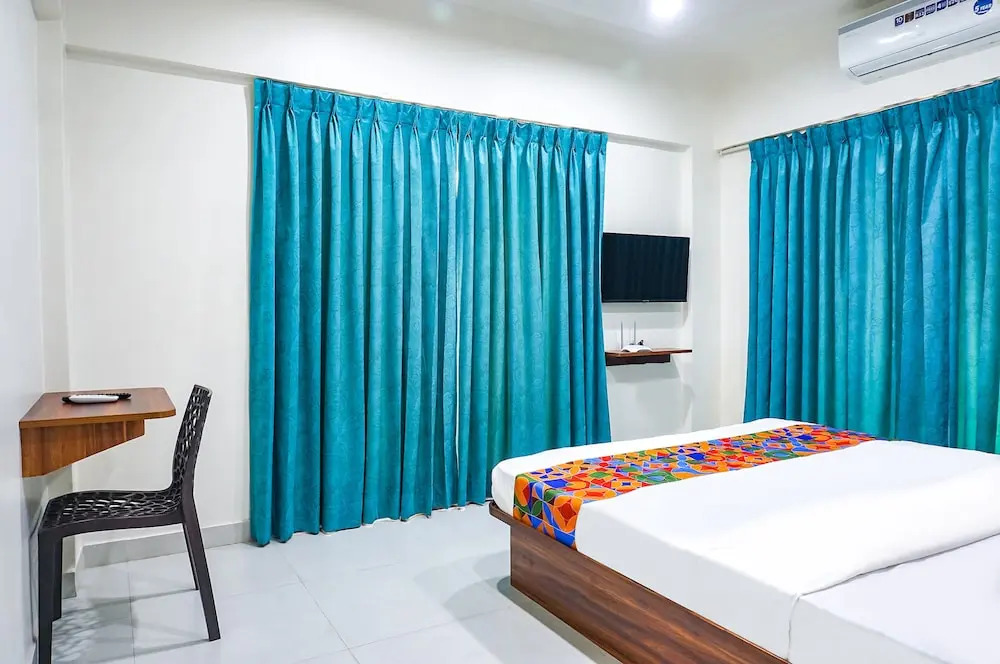 Пуна: Fabhotel Everest Inn