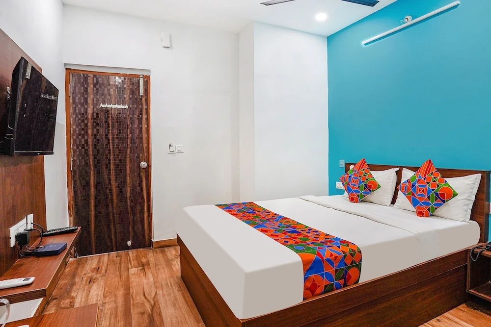 Бангалор: Fabhotel Rlv Green Palace