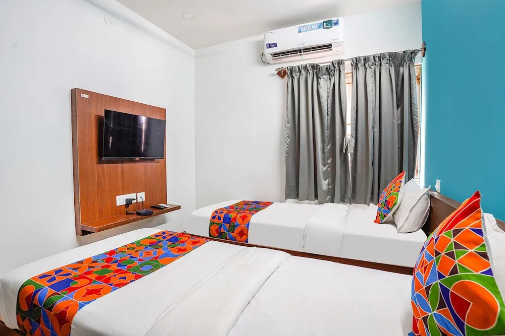 Бангалор: Fabhotel Rlv Green Palace