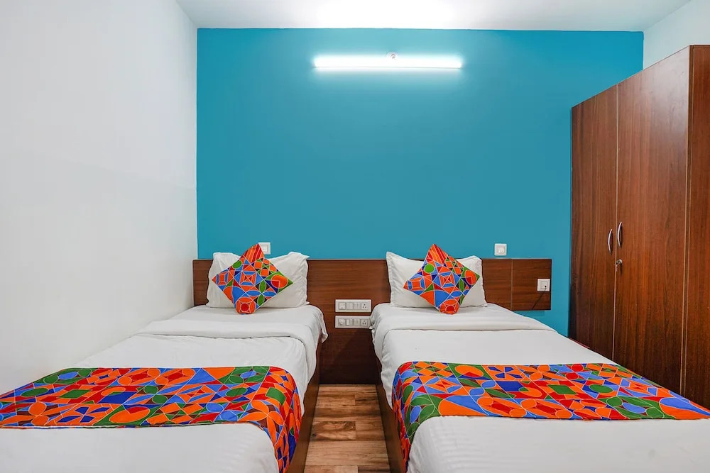 Бангалор: Fabhotel Rlv Green Palace