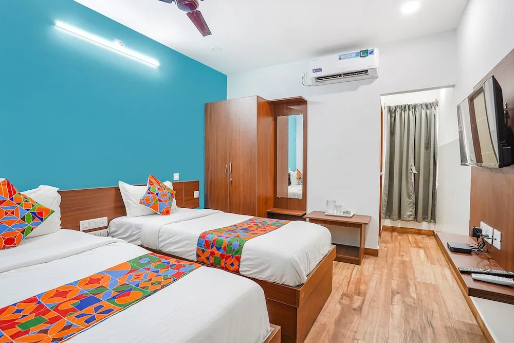 Бангалор: Fabhotel Rlv Green Palace
