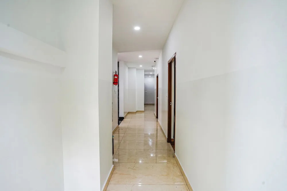 Fabhotel Rlv Green Palace — фото 4