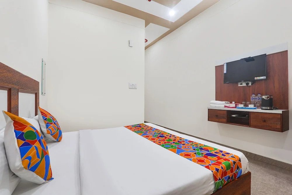 Айодхья: Fabhotel Shree Venkatesh Nileyam