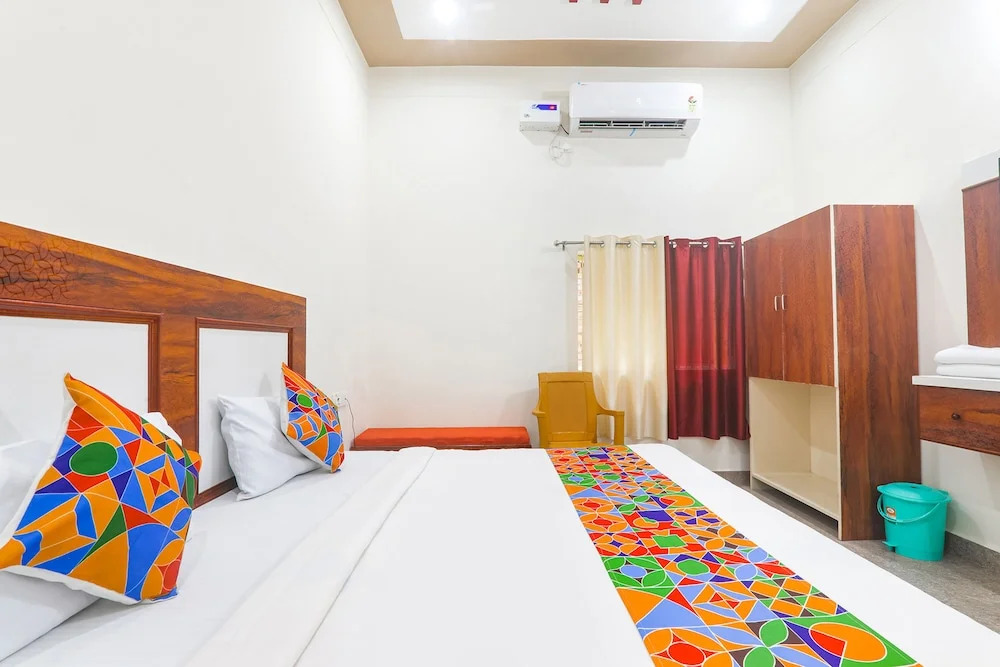 Айодхья: Fabhotel Shree Venkatesh Nileyam