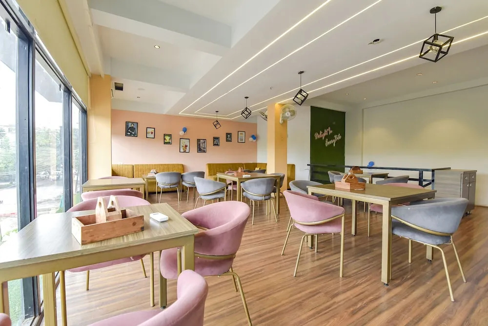 Индаур: Fabhotel Urban Elite