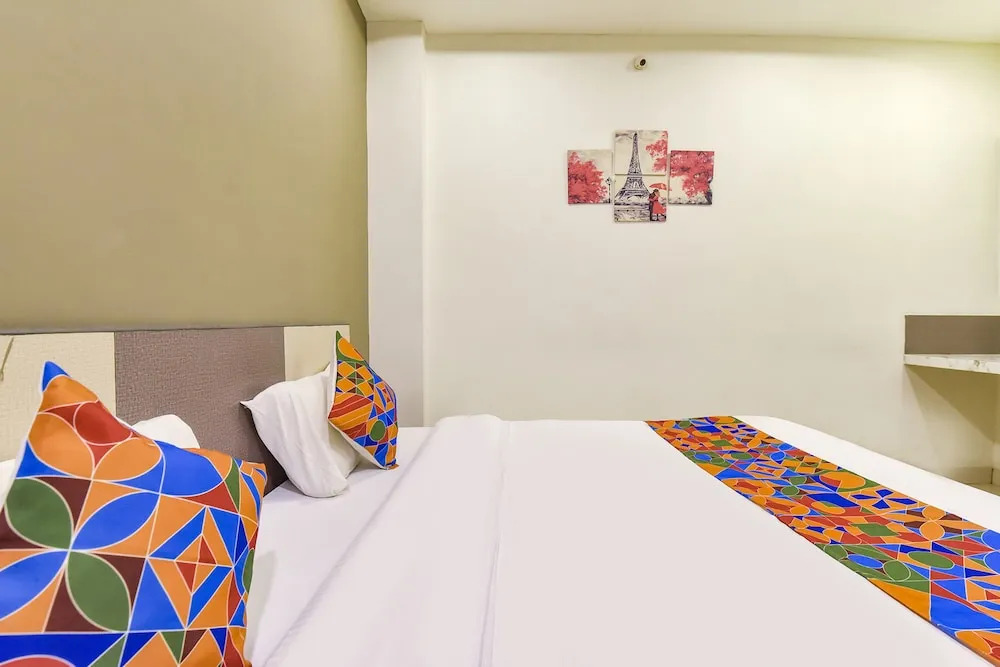 Индаур: Fabhotel Urban Elite