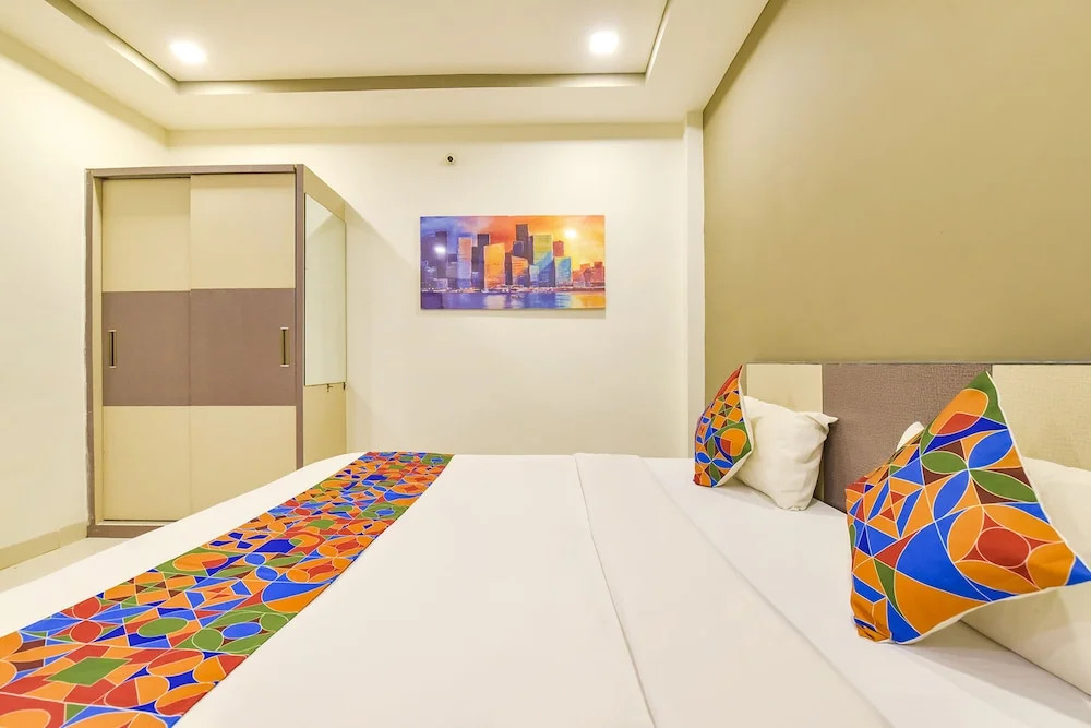 Индаур: Fabhotel Urban Elite