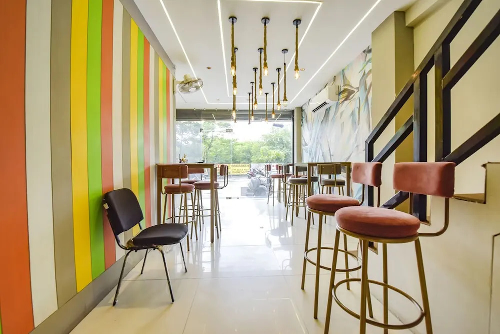 Индаур: Fabhotel Urban Elite