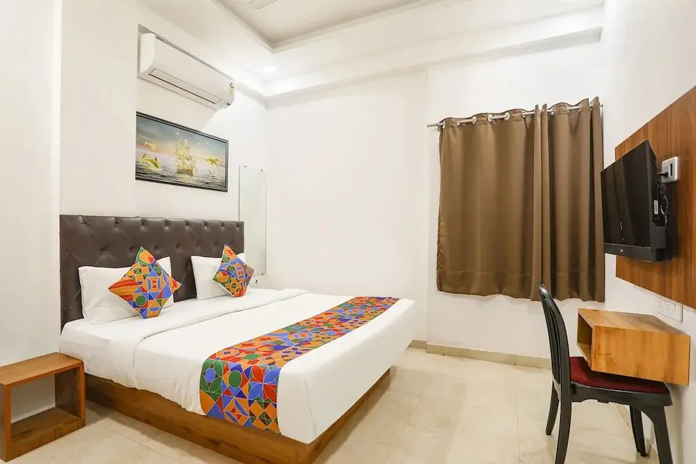 Нагпур: FabHotel Runway Inn