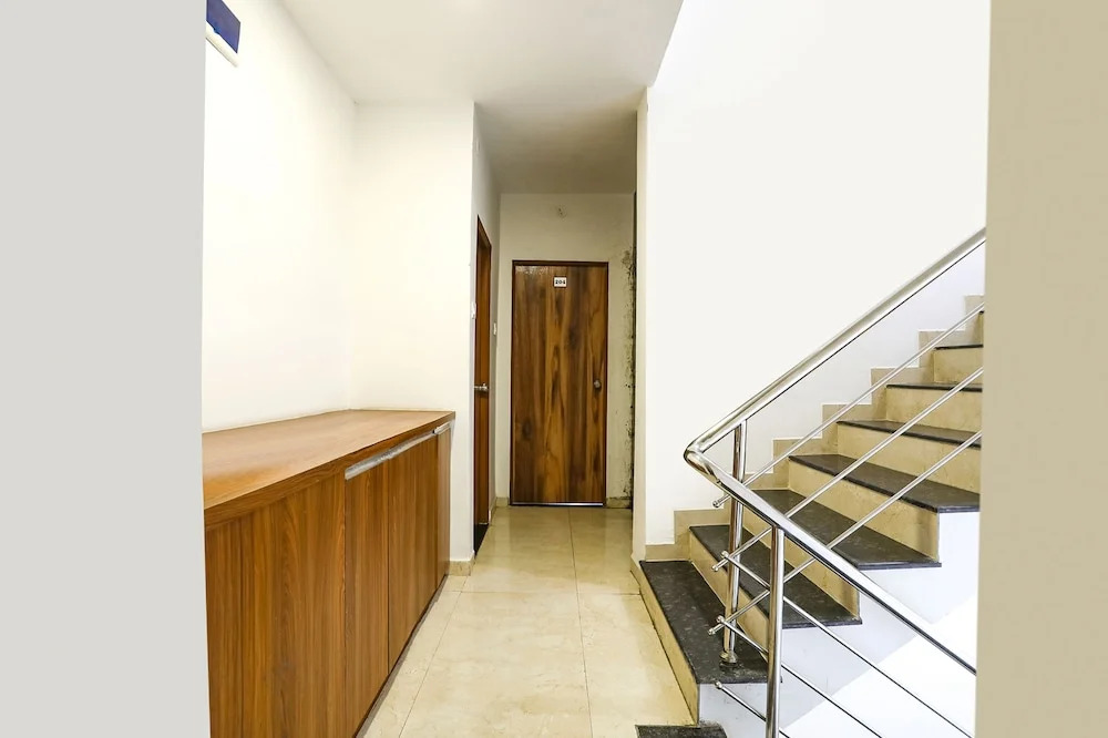 Нагпур: FabHotel Runway Inn