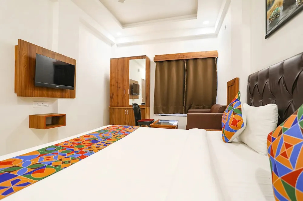 Нагпур: FabHotel Runway Inn