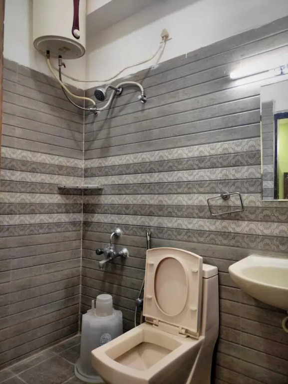 Бангалор: PPH Living Royal GS Comforts