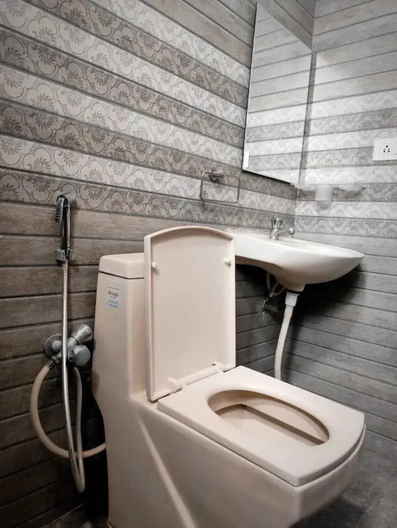 Бангалор: PPH Living Royal GS Comforts