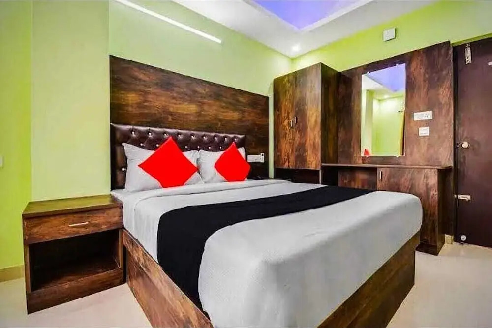 Бангалор: PPH Living Royal GS Comforts