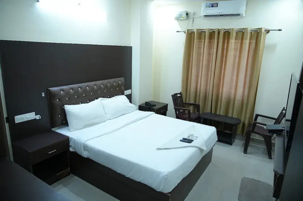 Бангалор: PPH Living Royal GS Comforts