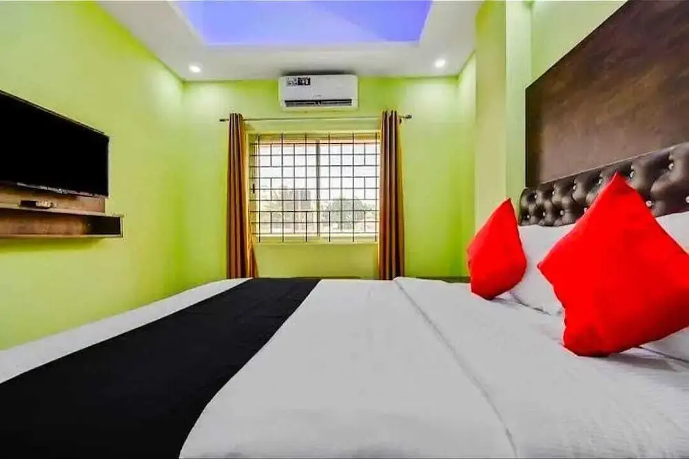 Бангалор: PPH Living Royal GS Comforts