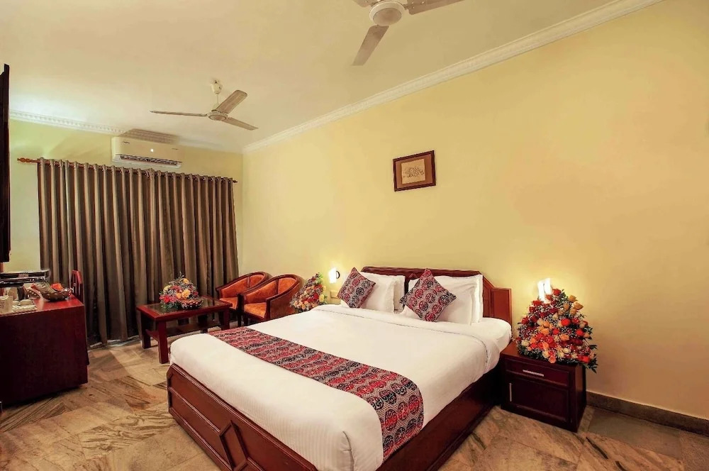 Варкала: Hotel Indraprastha varkala