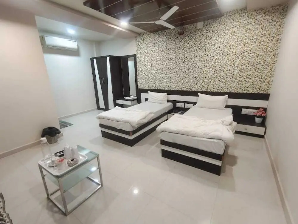Райула: Hotel Tulsi Inn