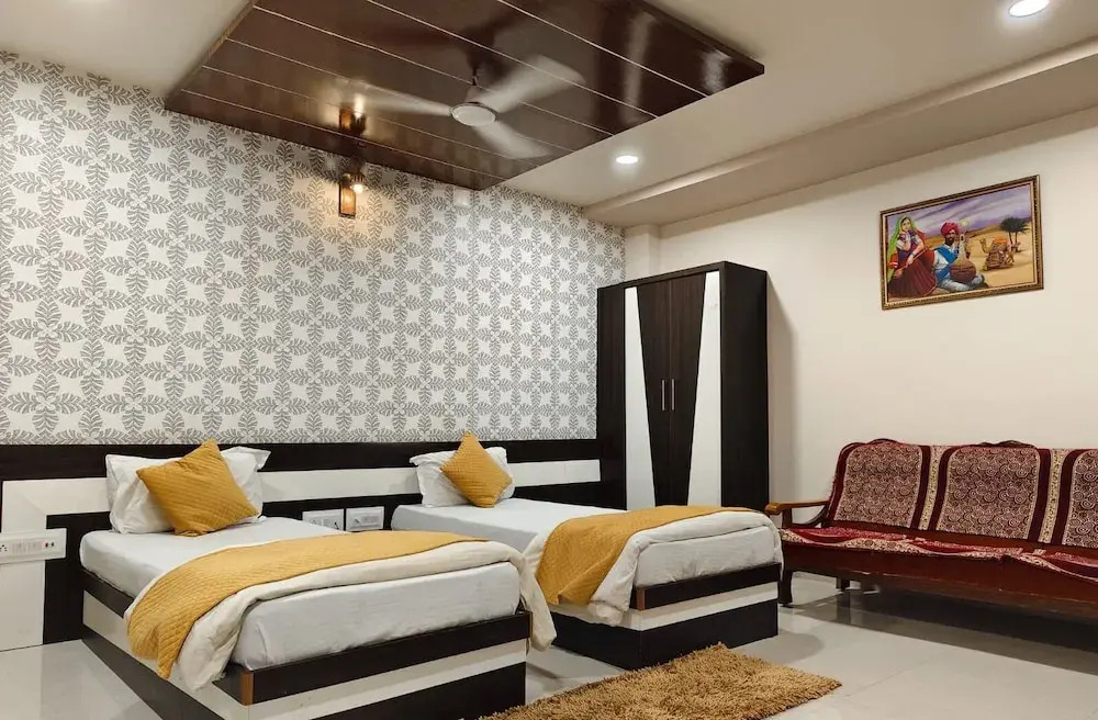 Райула: Hotel Tulsi Inn
