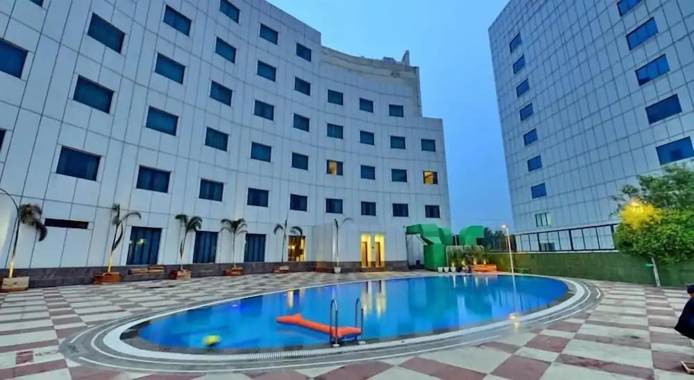 Гуруграм: Misaki Hotel