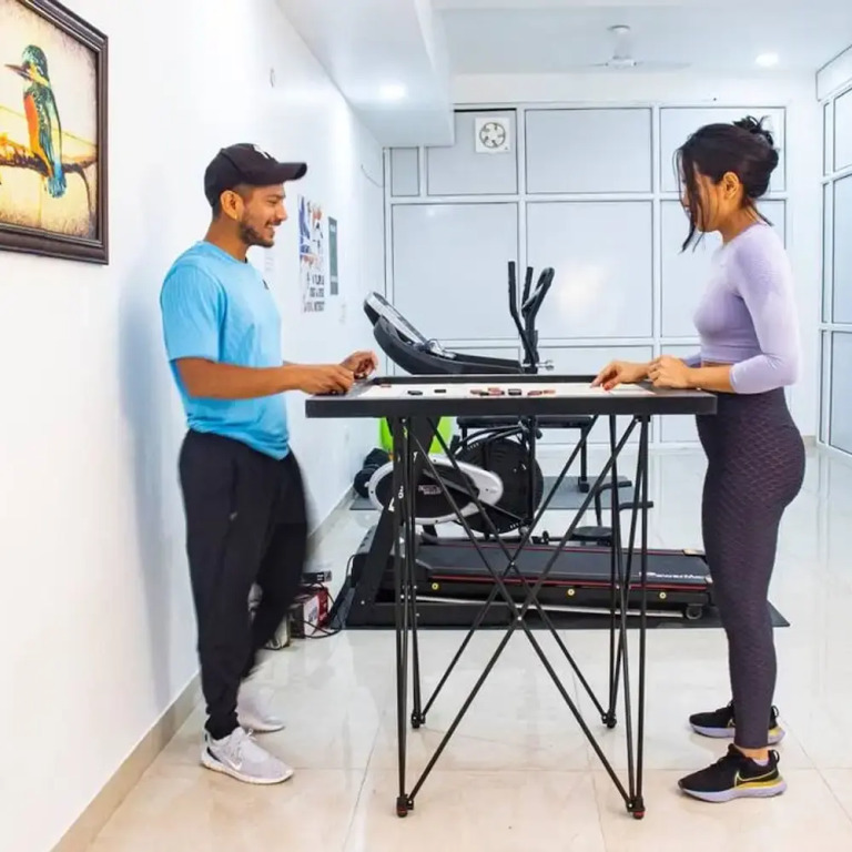 Гуруграм: Modern Cyber Retreat With Gym