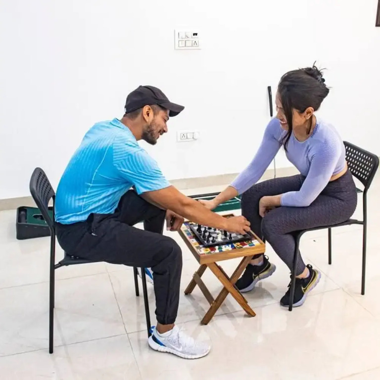 Гуруграм: Modern Cyber Retreat With Gym