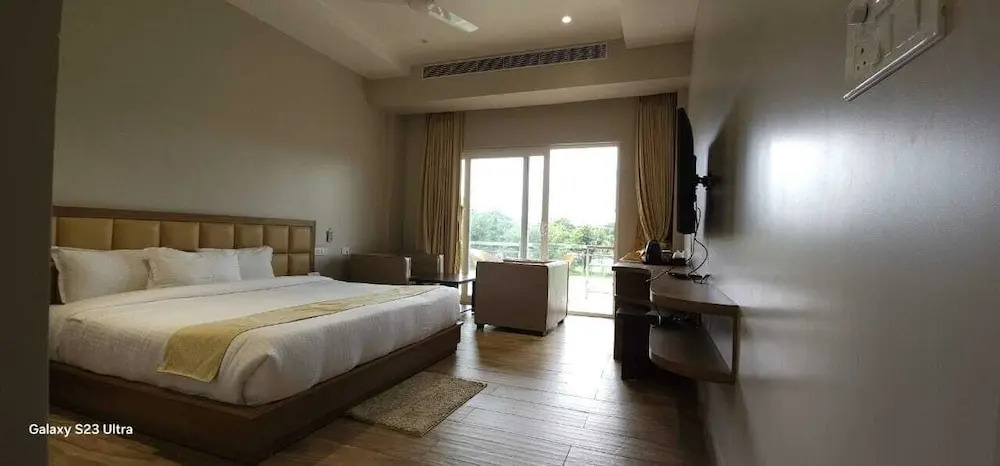 Кохора: Finns Weaver Resort Kaziranga