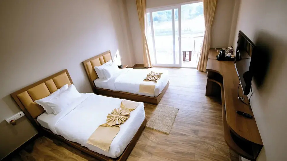 Кохора: Finns Weaver Resort Kaziranga