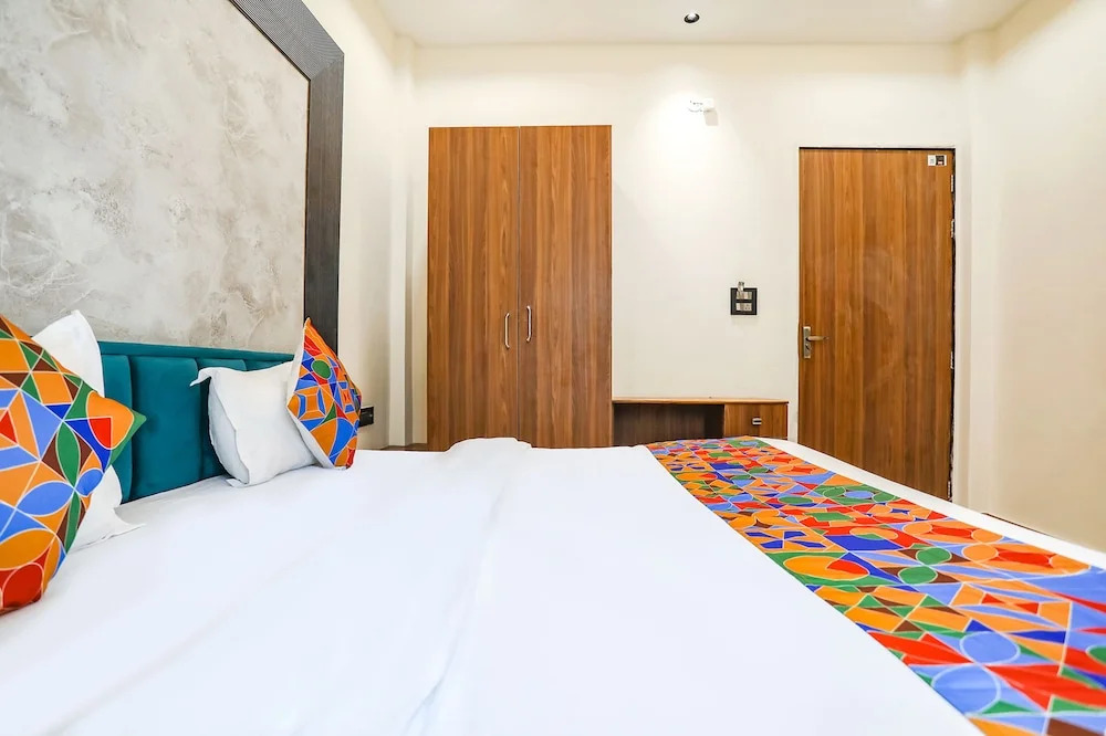 Вриндаван: Fabhotel Vasudha