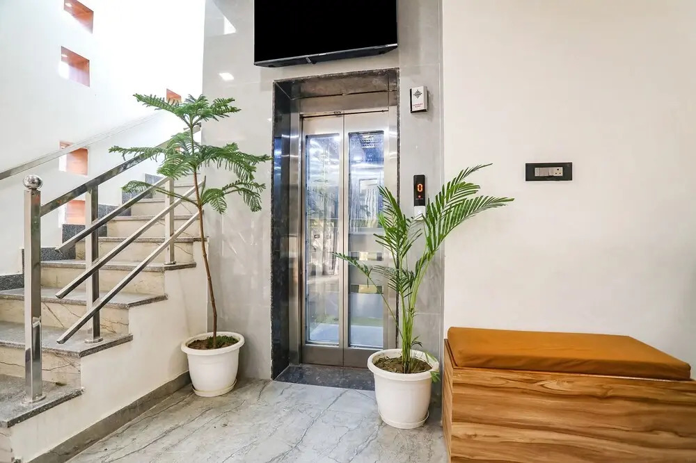 Вриндаван: Fabhotel Vasudha